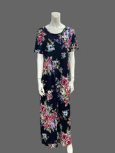 Load image into Gallery viewer, Women’s Short Sleeve Navy Fuchsia Floral Long Maxi Dress With Pockets
